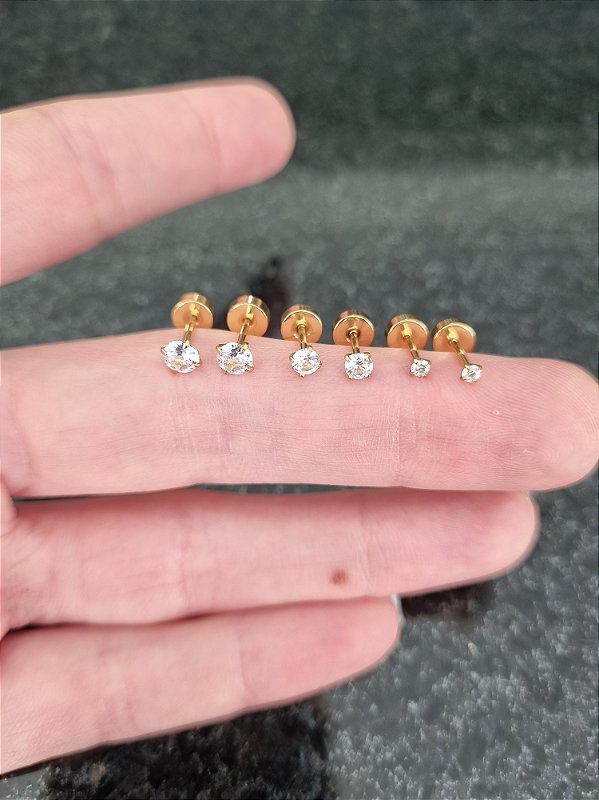 Brinco Trio de Mini Zircônias Banhado a Ouro 18k