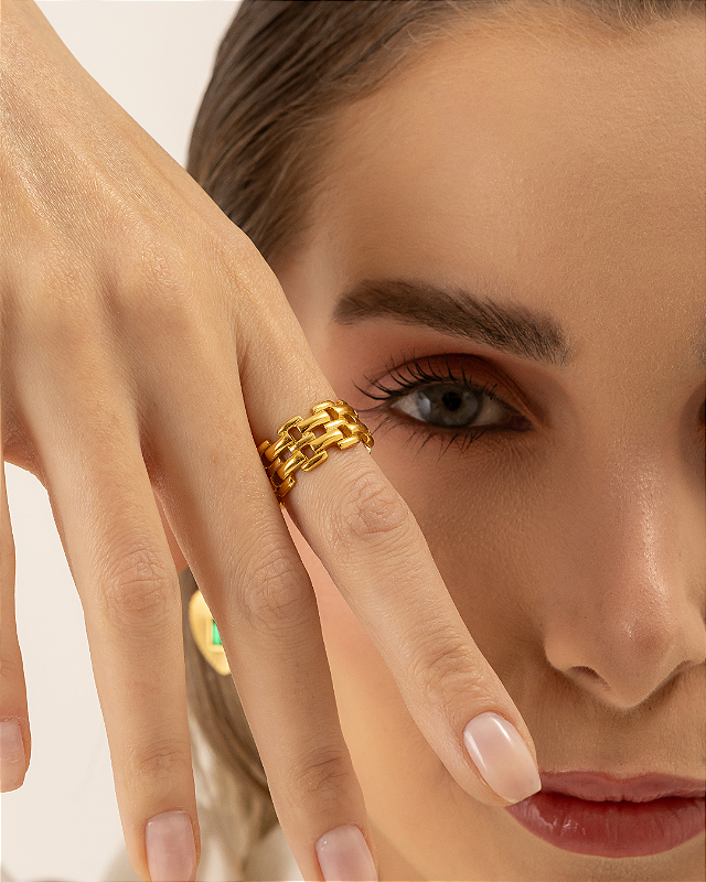 Anel Corrente Banhado a Ouro 18k