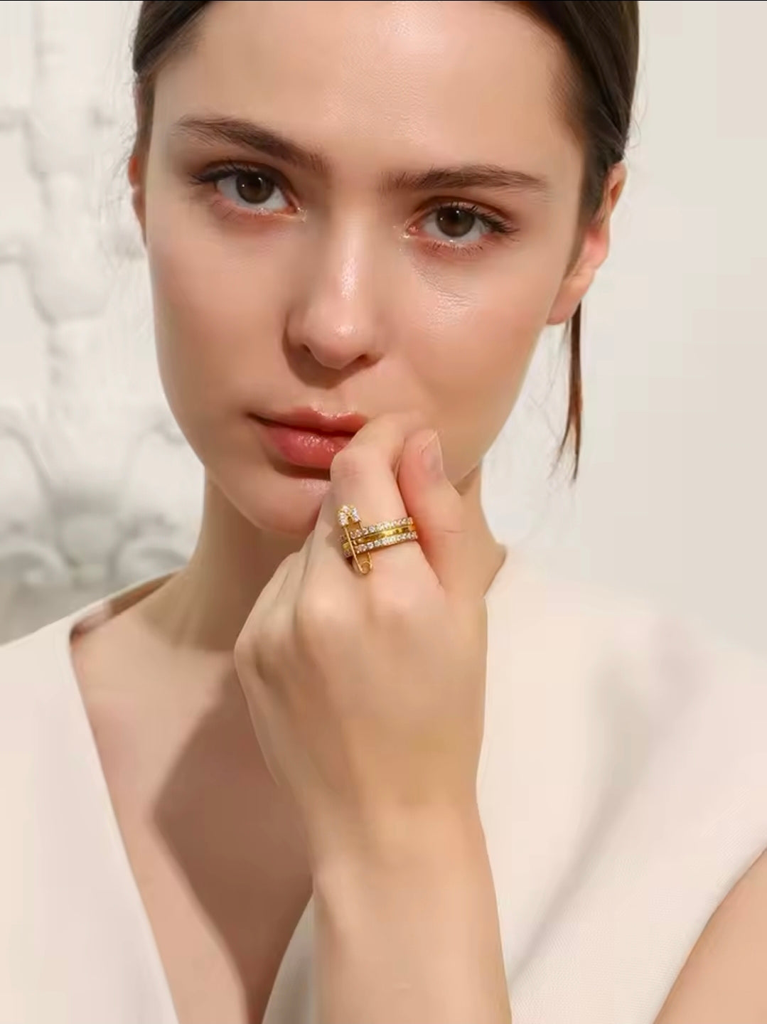 Anel Triplo Essence Cravejado Banhado a Ouro 18k