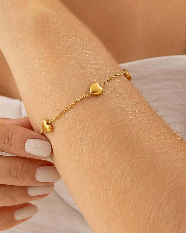 Pulseira Corações Banhada a Ouro 18k