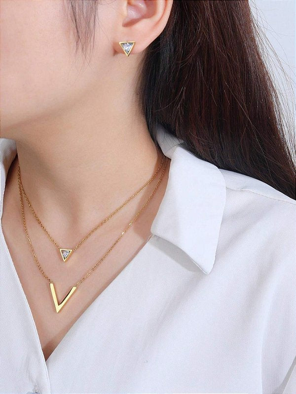 Brinco Zircônia Triangular Banhado a Ouro 18k