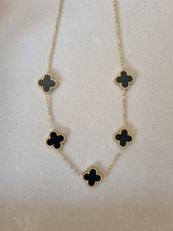 Colar Trevos Pretos Banhado a Ouro 18k