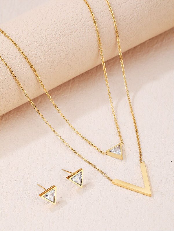Brinco Zircônia Triangular Banhado a Ouro 18k