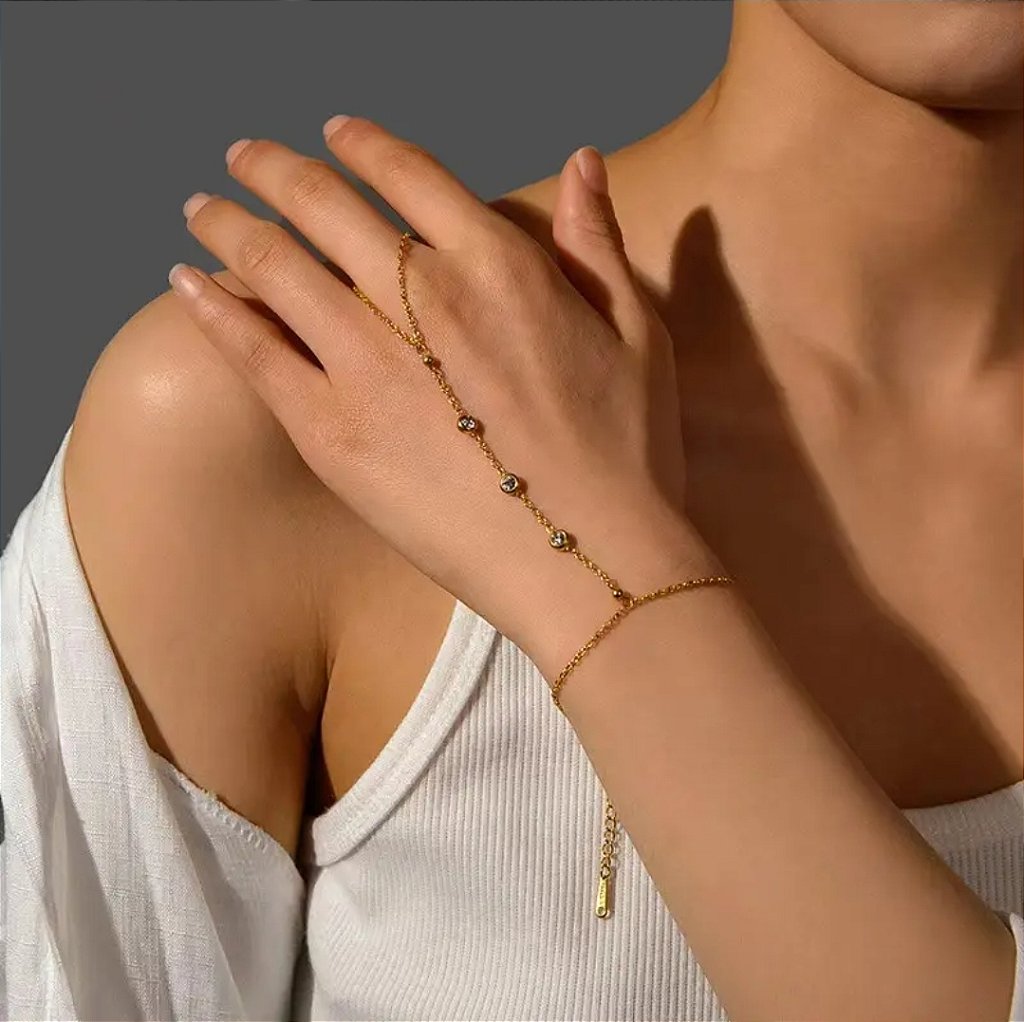 Pulseira de Mão com Cristais Banhada a Ouro 18k