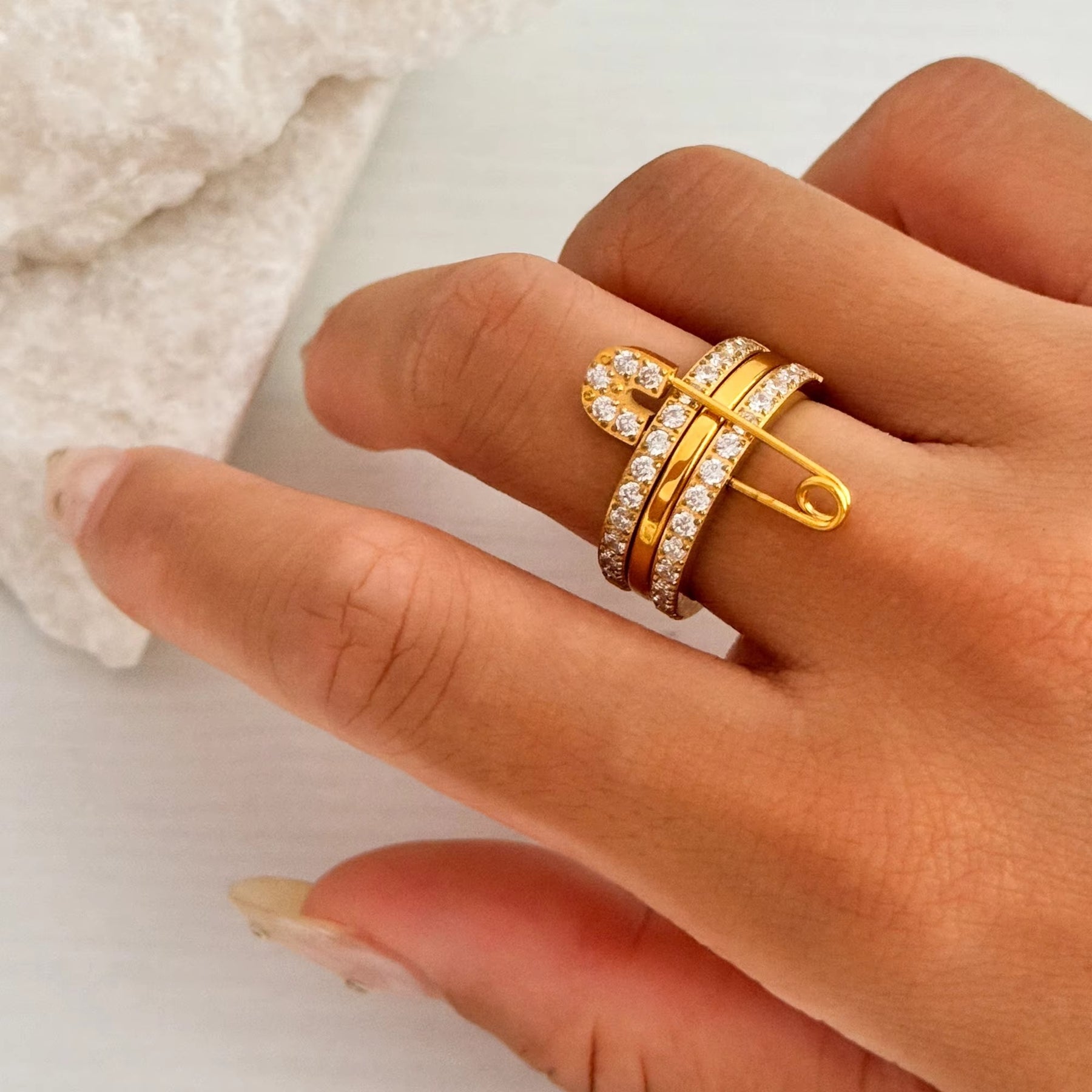 Anel Triplo Essence Cravejado Banhado a Ouro 18k