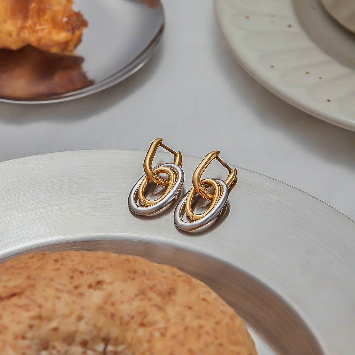 Brinco Argola Duo Círculos Banhado a Ouro 18k