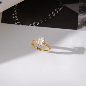 Anel Solitário Oval Cravejado Banhado a Ouro 18k