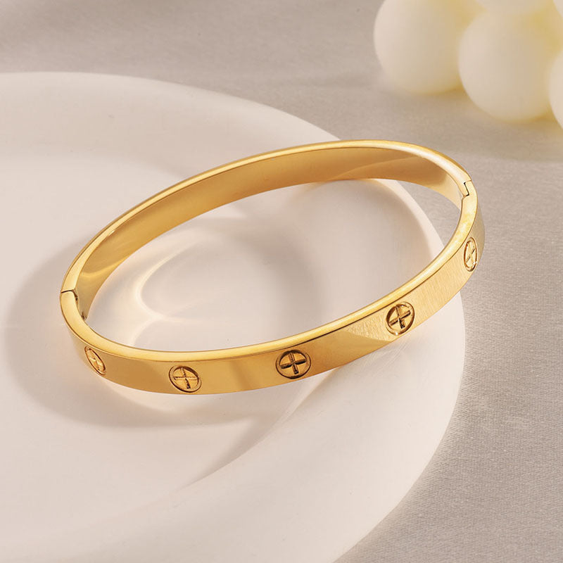 Bracelete Inspiração Banhado a Ouro 18k