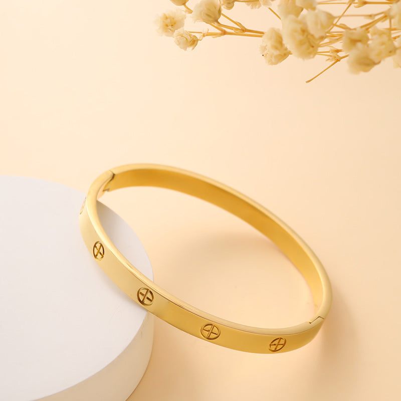 Bracelete Inspiração Banhado a Ouro 18k