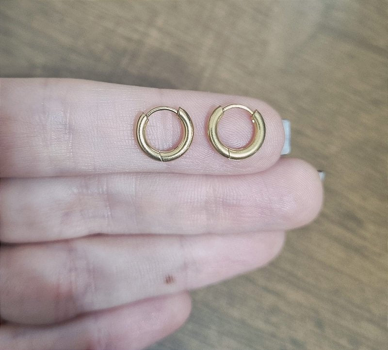 Brinco Mini Argolinha 7mm Banhado a Ouro 18k