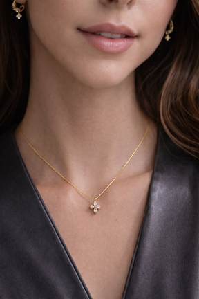 Colar Trevo em Flor Banhado a Ouro 18k