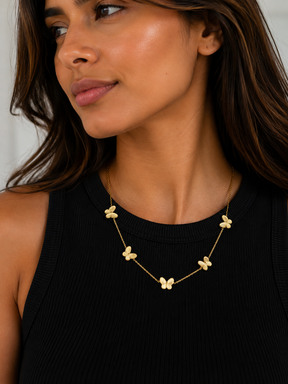 Colar Borboletas Banhado a Ouro 18k