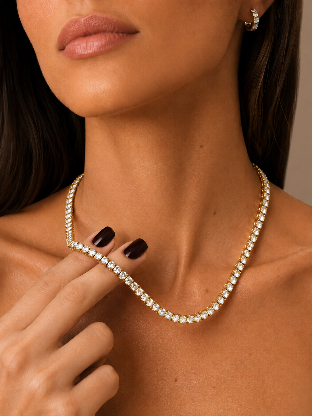 Colar Riviera Clássica 4mm "não vira" em Aço Banhado a Ouro