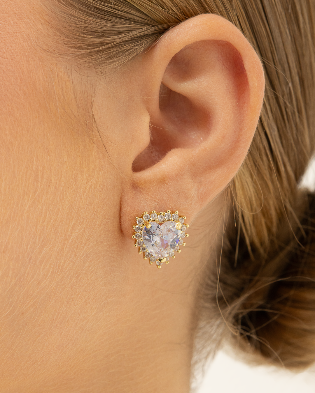 Brinco Coração Cravejado Banhado a Ouro 18k