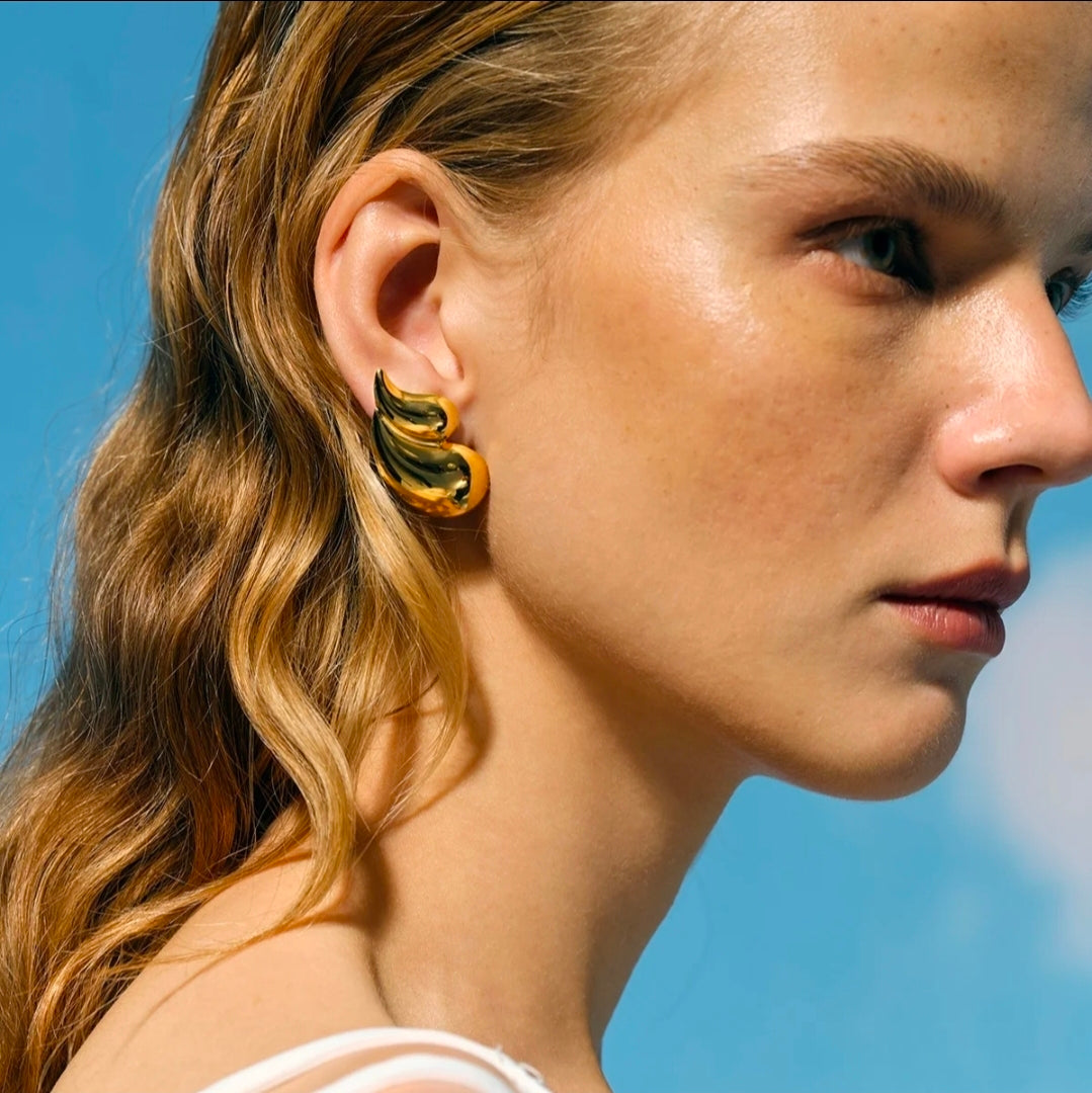 Brinco Pegasus Banhado a Ouro 18k