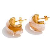 Brinco Resina Latte Banhado a Ouro 18k