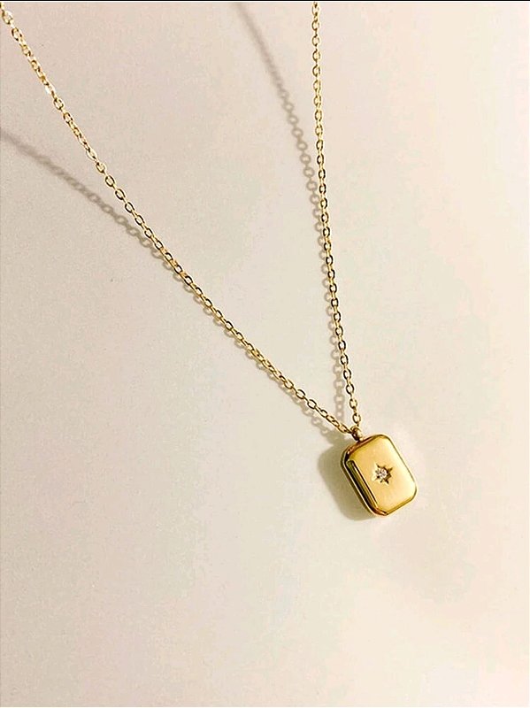 Colar Caixinha de Estrela Banhado a Ouro 18k