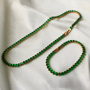 Colar Choker Riviera Navete Esmeralda em Aço Banhado a Ouro