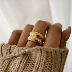 Anel Waves Banhado a Ouro 18k