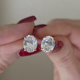 Brinco Ponto de Luz Oval Banhado a Ouro 18k