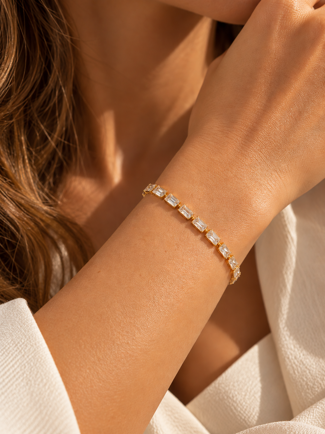 Pulseira Riviera Retangular em Aço Banhado a Ouro